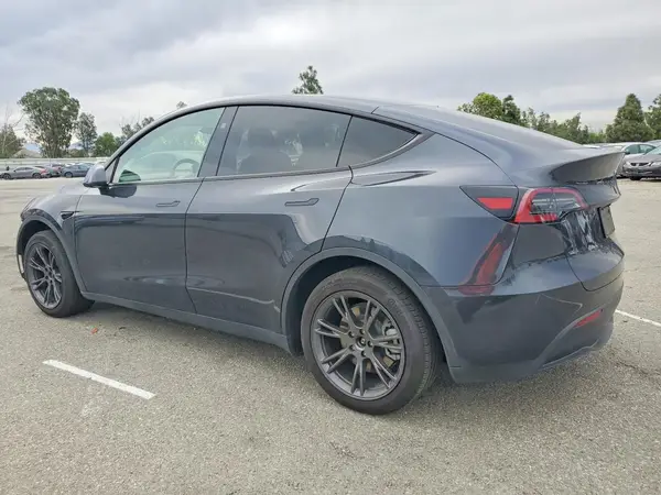 7SAYGDED1SF278317 2025 TESLA MODEL Y - Image 2