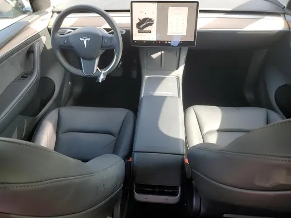 7SAYGDED1SF279872 2025 TESLA MODEL Y - Image 8