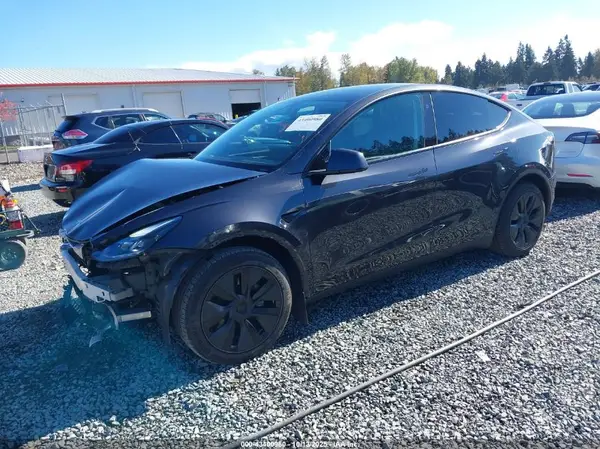 7SAYGDED1SF309145 2025 TESLA MODEL Y - Image 2