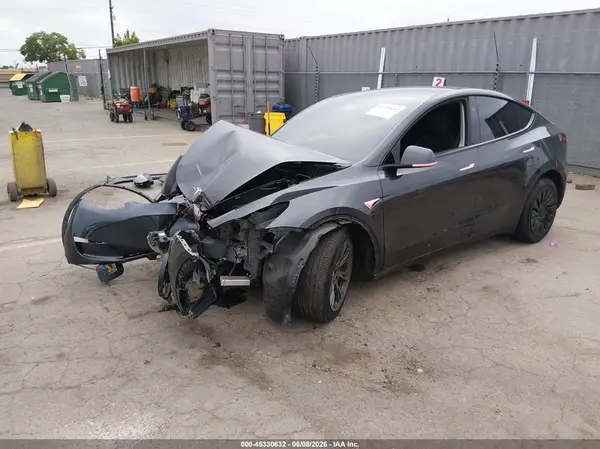 7SAYGDED1SF311476 2025 TESLA MODEL Y - Image 2