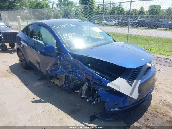 7SAYGDED1SF312692 2025 TESLA MODEL Y - Image 1