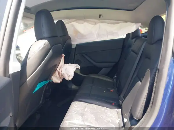 7SAYGDED1SF312692 2025 TESLA MODEL Y - Image 8