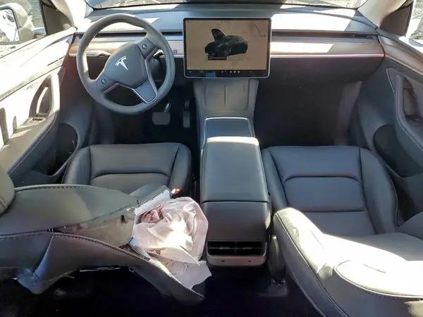 7SAYGDED1SF316063 2025 TESLA MODEL Y - Image 8