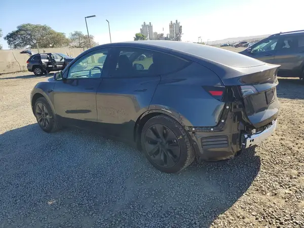 7SAYGDED1SF317634 2025 TESLA MODEL Y - Image 2
