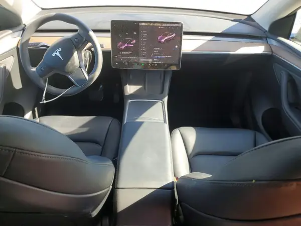 7SAYGDED1SF317634 2025 TESLA MODEL Y - Image 8