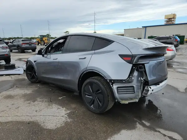 7SAYGDED1TA410281 2026 TESLA MODEL Y - Image 2