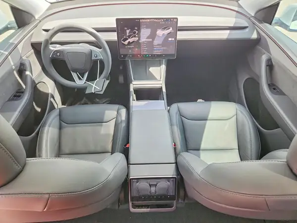 7SAYGDED1TA417294 2026 TESLA MODEL Y - Image 8
