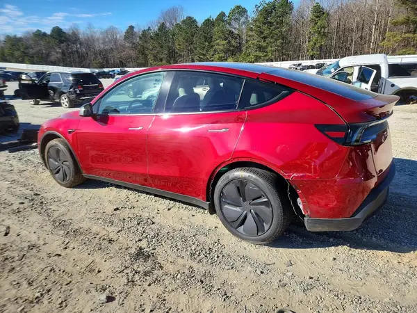 7SAYGDED1TA430076 2026 TESLA MODEL Y - Image 2