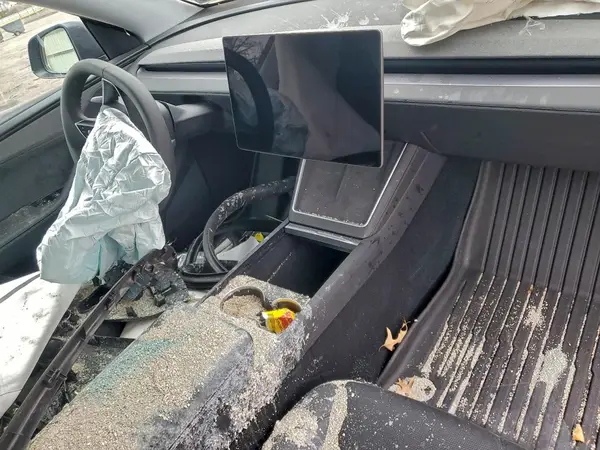 7SAYGDED1TA436539 2026 TESLA MODEL Y - Image 8