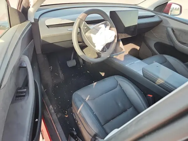 7SAYGDED1TA438386 2026 TESLA MODEL Y - Image 8