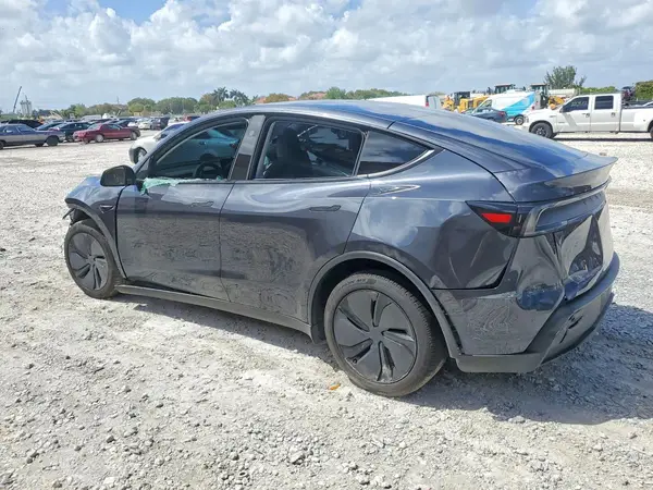 7SAYGDED1TA471498 2026 TESLA MODEL Y - Image 2