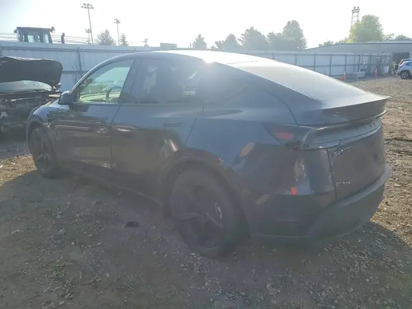 7SAYGDED1TA474840 2026 TESLA MODEL Y - Image 2