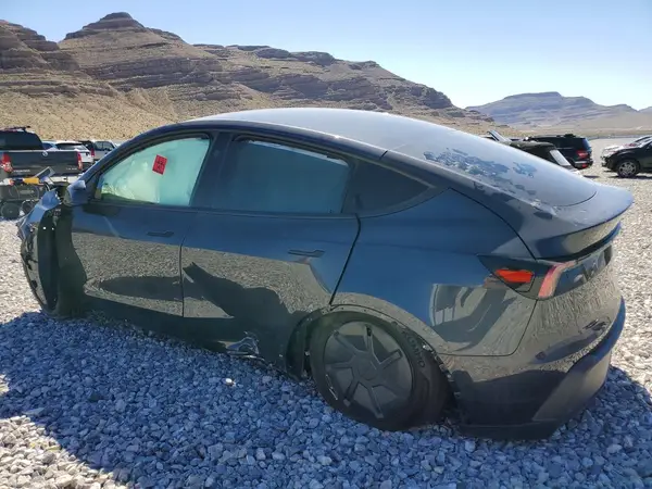 7SAYGDED1TA596968 2026 TESLA MODEL Y - Image 2