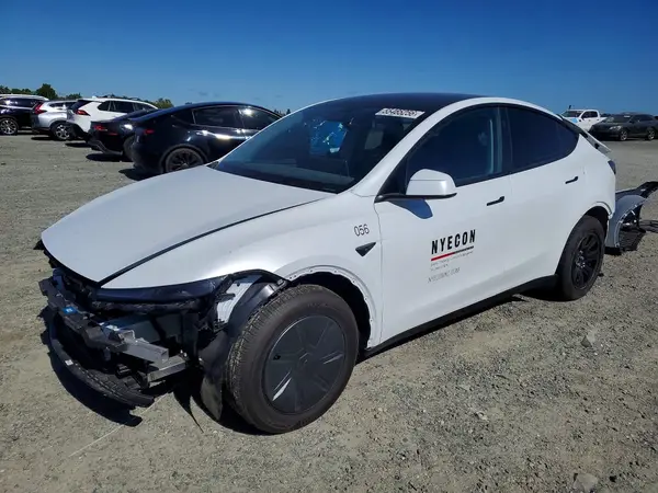 7SAYGDED1TA618399 2026 TESLA MODEL Y - Image 1