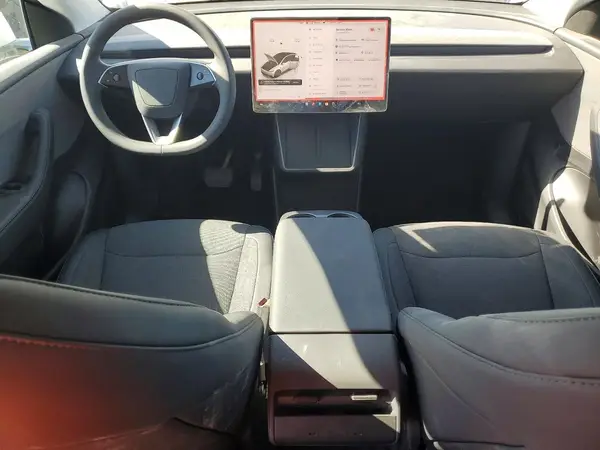 7SAYGDED1TA618399 2026 TESLA MODEL Y - Image 8