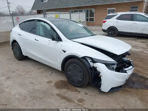 7SAYGDED1TA619942 2026 TESLA MODEL Y - Image 1