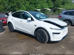 7SAYGDED1TA695497 2026 TESLA MODEL Y