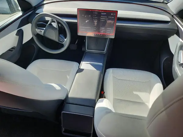 7SAYGDED1TF387779 2026 TESLA MODEL Y - Image 8