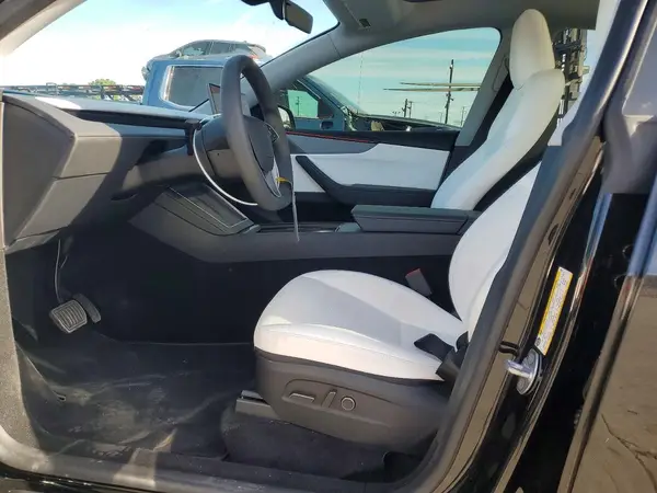 7SAYGDED1TF395767 2026 TESLA MODEL Y - Image 8
