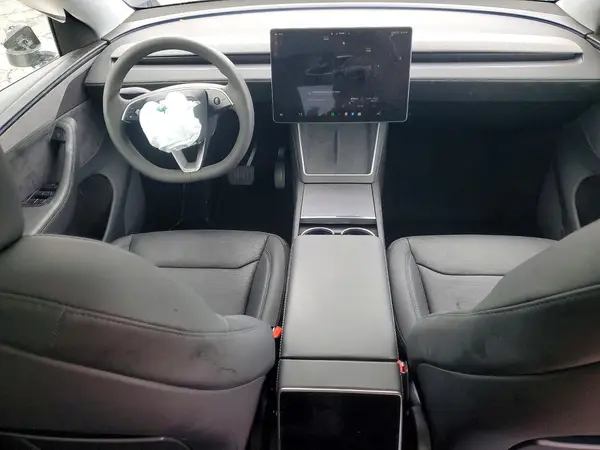 7SAYGDED1TF396076 2026 TESLA MODEL Y - Image 8