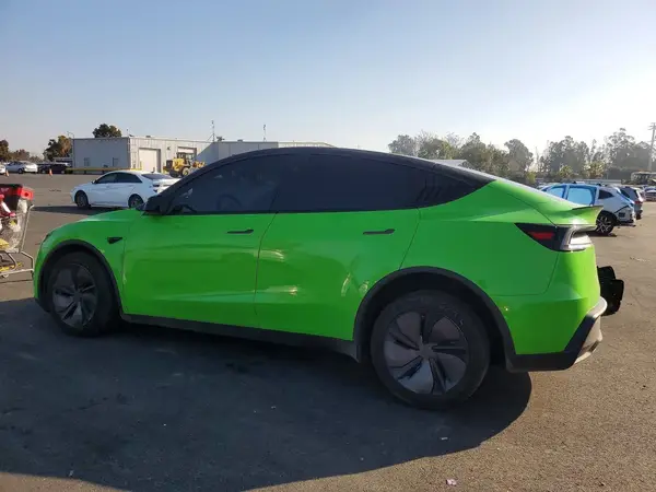 7SAYGDED1TF401552 2026 TESLA MODEL Y - Image 2