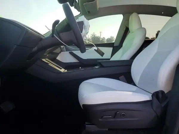 2026 TESLA MODEL Y auction photo 7