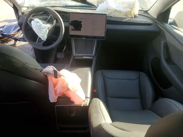7SAYGDED1TF413944 2026 TESLA MODEL Y - Image 8