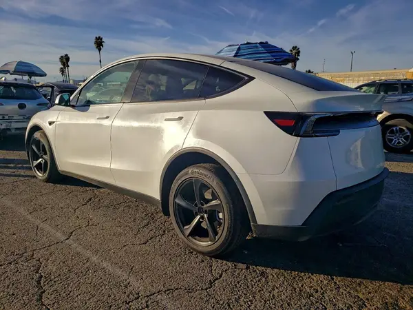 7SAYGDED1TF413958 2026 TESLA MODEL Y - Image 2