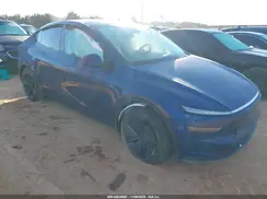 7SAYGDED1TF425642 2026 TESLA MODEL Y