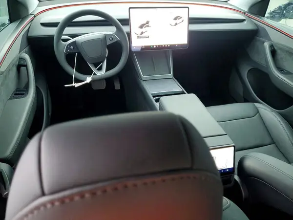 7SAYGDED1TF428296 2026 TESLA MODEL Y - Image 8