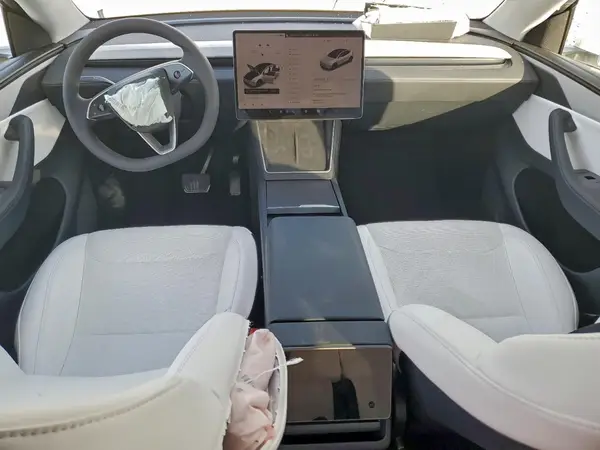 7SAYGDED1TF514496 2026 TESLA MODEL Y - Image 8