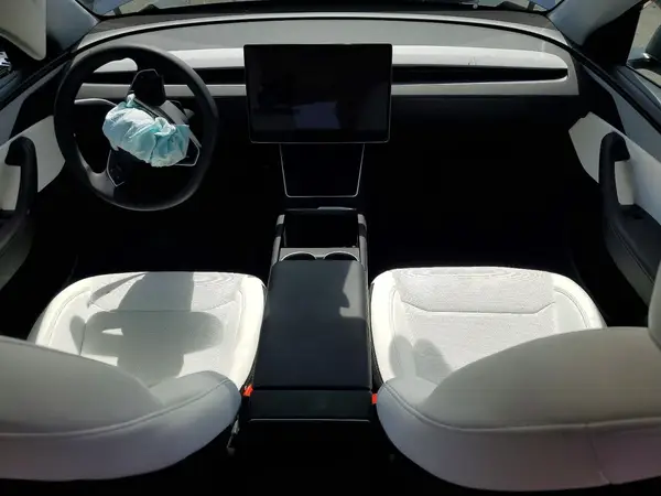 7SAYGDED1TF551936 2026 TESLA MODEL Y - Image 8