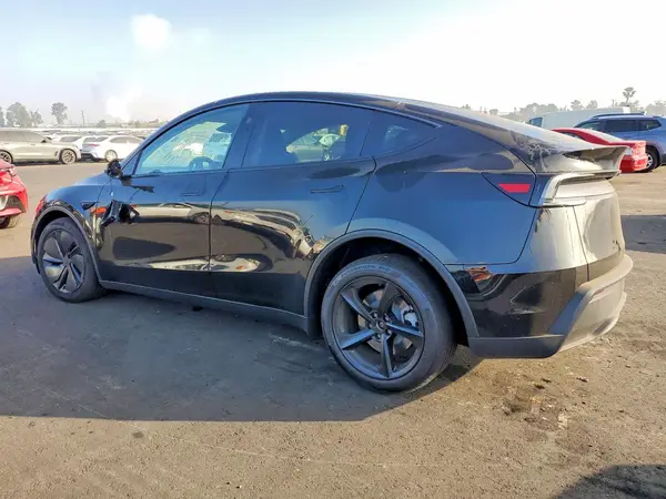 7SAYGDED1TF560166 2026 TESLA MODEL Y - Image 2