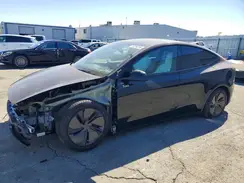 7SAYGDED1TF699200 2026 TESLA MODEL Y