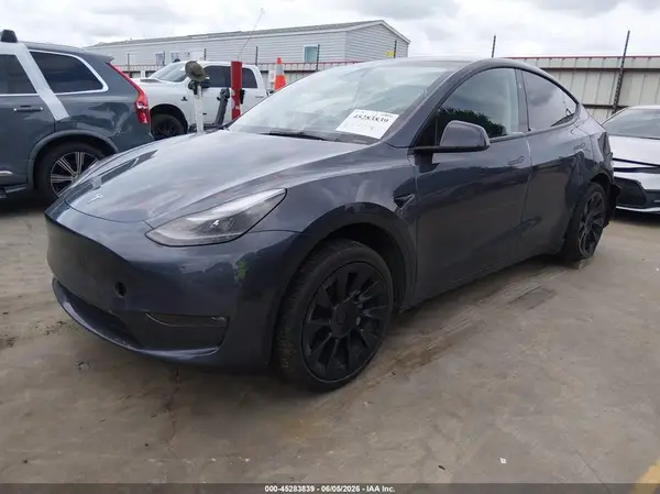 7SAYGDED2PF941823 2023 TESLA MODEL Y - Image 2