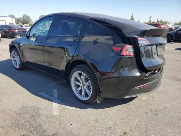 7SAYGDED2PF941871 2023 TESLA MODEL Y - Image 2