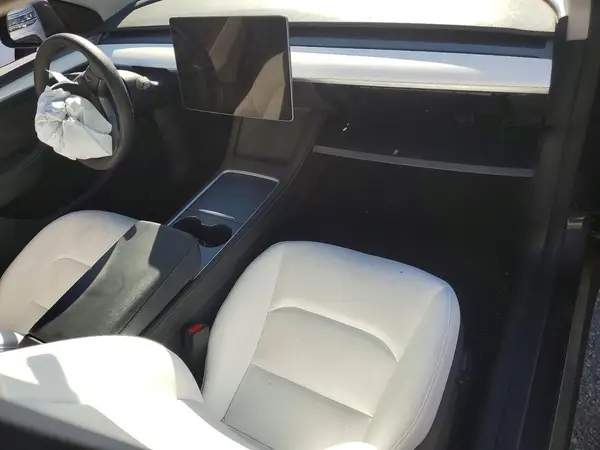 7SAYGDED2PF947511 2023 TESLA MODEL Y - Image 8
