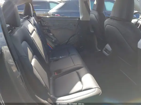 7SAYGDED2PF960954 2023 TESLA MODEL Y - Image 8