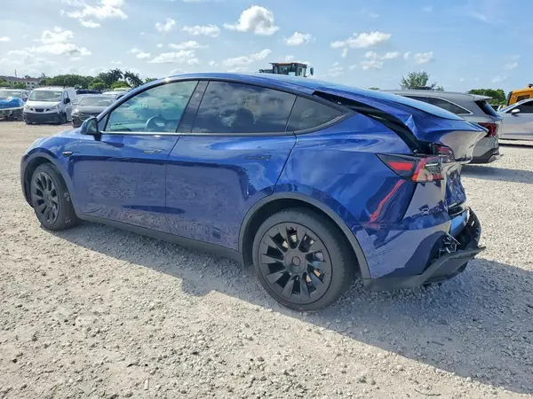 7SAYGDED2PF963384 2023 TESLA MODEL Y - Image 2