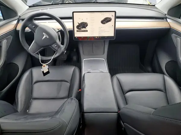 7SAYGDED2PF964857 2023 TESLA MODEL Y - Image 8