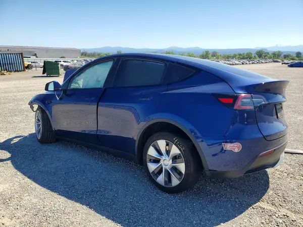 7SAYGDED2PF966690 2023 TESLA MODEL Y - Image 2
