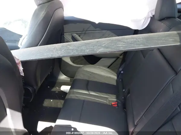 7SAYGDED2RA320291 2024 TESLA MODEL Y - Image 8