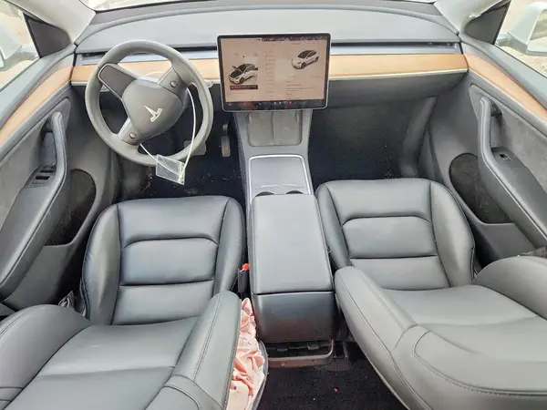 7SAYGDED2RA324793 2024 TESLA MODEL Y - Image 8