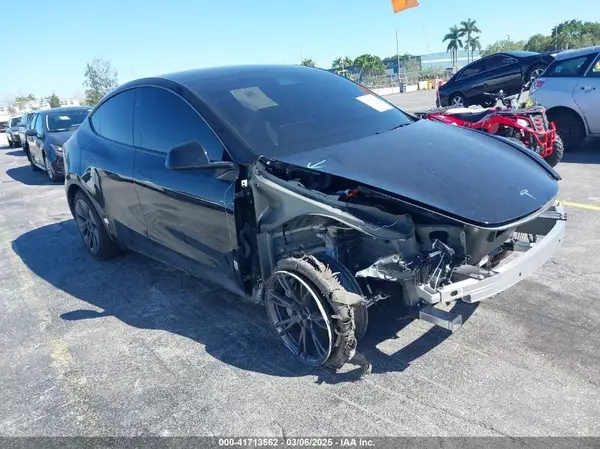 7SAYGDED2RA331436 2024 TESLA MODEL Y - Image 1