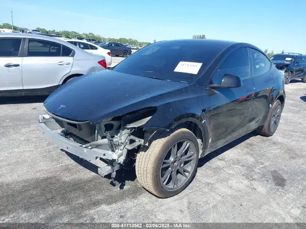 7SAYGDED2RA331436 2024 TESLA MODEL Y - Image 2