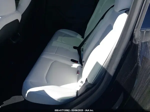 7SAYGDED2RA331436 2024 TESLA MODEL Y - Image 8