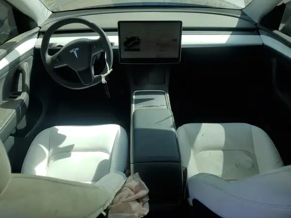 7SAYGDED2RA331694 2024 TESLA MODEL Y - Image 8