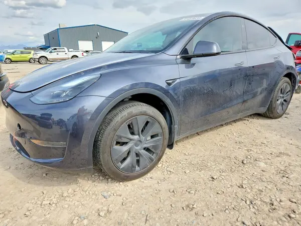 7SAYGDED2RA334658 2024 TESLA MODEL Y - Image 1