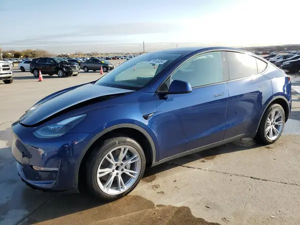 7SAYGDED2RF002948 2024 TESLA MODEL Y - Image 1