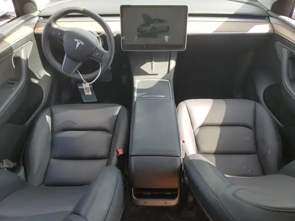 7SAYGDED2RF010239 2024 TESLA MODEL Y - Image 8